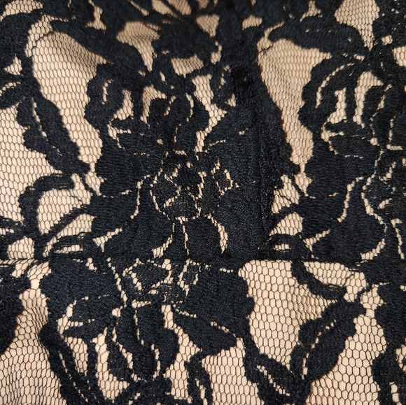 Newport News short sleeve dress - Picture 5 of 6